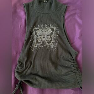 Butterfly top